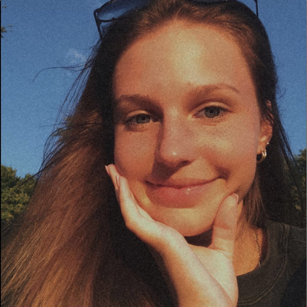 Meet your Posher, Maddie